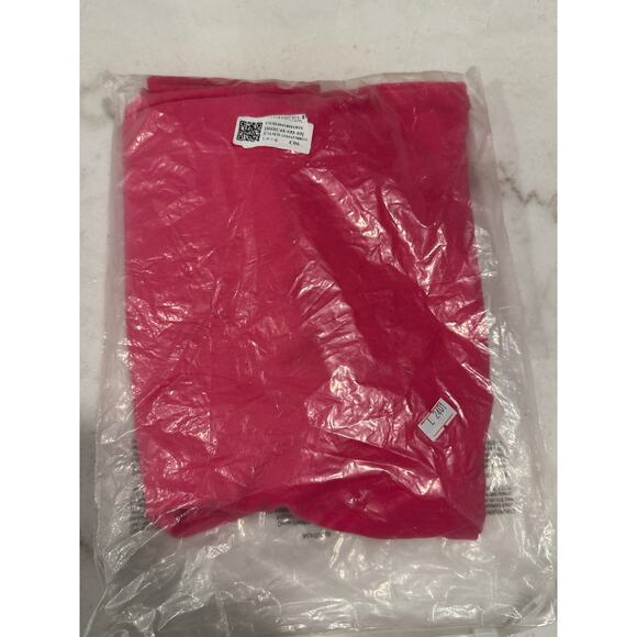 Hot Pink Workout Capri Pants w/ Side Pockets – Size Large – New! - Picture 4 of 5